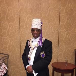 Meet your Posher, Mabrey